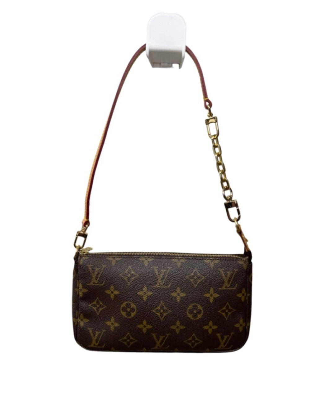 Louis Vuitton Pochette Accessoires in Monogram Canvas - Picture 2 of 14